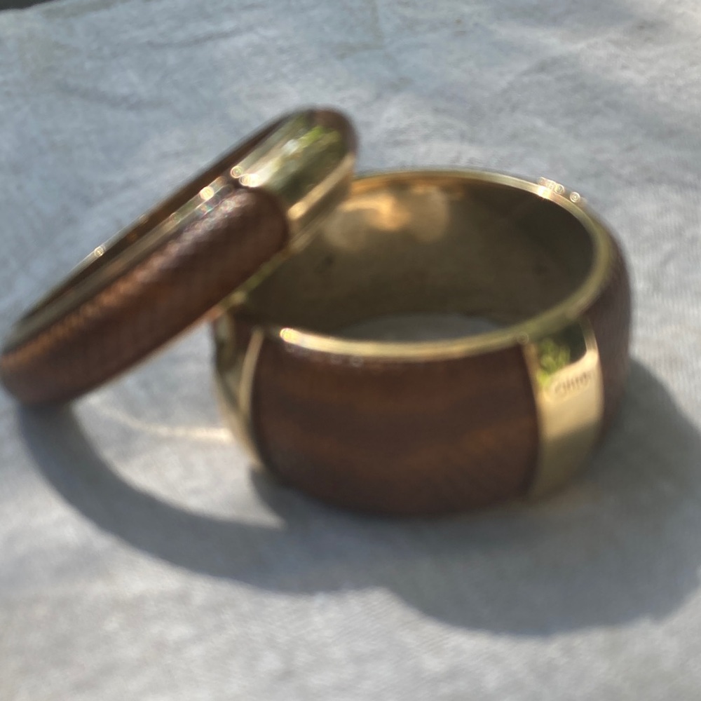 Chloe Brown and Gold Bangle Bracelet